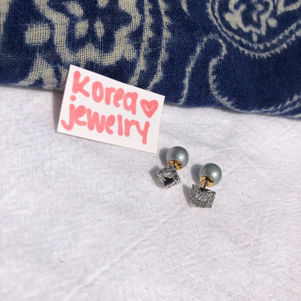 Double Sided Pearl & Rhinestone Stud